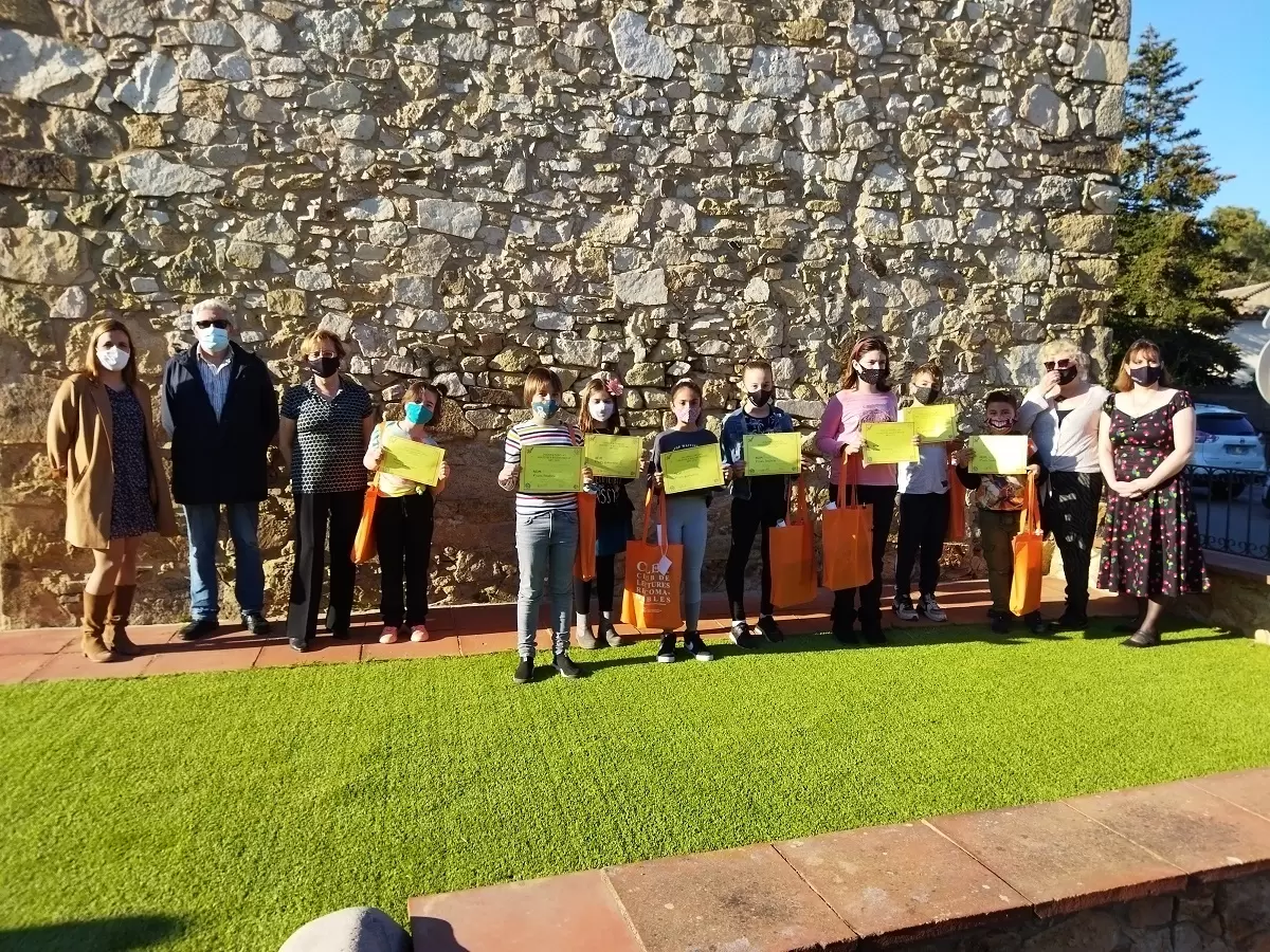 privat:-gran-festa-de-sant-jordi-a-la-biblioteca-baldiri-reixac