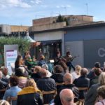 Vídeo: Així ha anat la presentació d'”Escac al destí”, de Lluís Llach, al nou estudi de Ràdio Capital