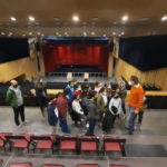 privat:-la-visita-teatralitzada-connectats-pel-teatre-clou-la-primera-edicio-del-projecte-amb-l’escola-guillem-de-montgri
