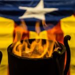 La Bisbal i Sant Feliu de Guíxols rebran la Flama del Canigó