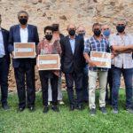 Can Gelpí, la Joieria Ferrer i Tallers Serratosa, de Palafrugell, reben el Diploma al Mèrit Ciutadà privat:-can-gelpi,-la-joieria-ferrer-i-tallers-serratosa-reben-el-diploma-al-merit-ciutada