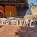 Un mural a la Biblioteca de Palafrugell per animar a la lectura privat:-un-mural-a-la-biblioteca-anima-a-la-lectura