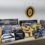 Intervenen 38 rèpliques d’armes de foc durant la Festa Major de Palafrugell Pistoles de plàstic durant la Festa Major de Palafrugell | Imatge de la Policia Local