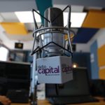 Ràdio Capital, premi Palafrugellenc de l’any en record a Juli Pedrero Micròfon Ràdio Capital estudi escola de ràdio
