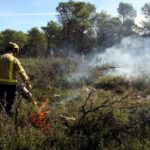 Les cremes controlades del Massís del Montgrí serveixen per evitar incendis com el d’aquest estiu