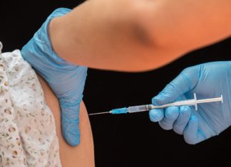 Salut obre la vacunació contra la grip a tota la població a partir de dilluns