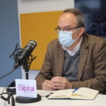 Josep Coll, regidor del PSC a l’oposició a Palamós als estudis de Ràdio Capital