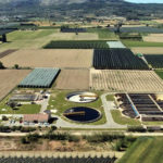 Invertiran 178.600 euros per millorar les descàrregues dels camions cisterna a la depuradora de Torroella L'estació depuradora de Torroella de Montgrí, on s'instal·larà el nou sistema per millorar les descàrregues dels camions cisterna i evitar que creïn embussos i avaries a la instal·lació Data de publicació: dilluns 07 de març del 2022, 17:20 Localització: Torroella de Montgrí Autor: Cedida per l'Ajuntament de Torroella de Montgrí