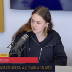 La refugiada Irma Minchuk als estudis de Ràdio Capital