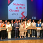 Palafrugell reconeix amb el Diploma al Mèrit Ciutadà els hotels familiars nascuts amb el boom turístic dels anys 60 i 70 Foto de família dels hotels guardonats amb els Diplomes al Mèrit Ciutadà 2022 que ha concedit l'Ajuntament de Palafrugell Data de publicació: diumenge 15 de maig del 2022, 14:31 Localització: Palafrugell Autor: Cedida per l'Ajuntament de Palafrugell