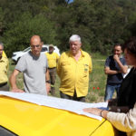 El Govern preveu una temporada d’incendis “complicada” a les comarques gironines Un enginyer d'Acció Climàtica i diversos ADF consulten el mapa de les Guilleries Sud amb la directora general d'Ecosistemes Forestals i Gestió del Medi, Anna Sanitjas, i la directora dels Serveis Territorials d'Acció Climàtica a Girona, Elisabet Sánchez Data de publicació: dijous 12 de maig del 2022, 12:35 Localització: Riudarenes Autor: Aleix Freixas