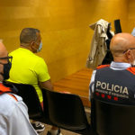 L’acusat d’atacar la parella i la filla de 5 anys d’ella amb sosa càustica afronta 15 anys i mig de presó