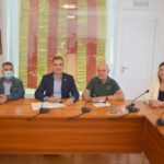 privat:-el-club-nautic-sant-feliu-de-guixols-cedeix-la-seva-documentacio-a-l’arxiu-municipal