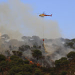 L’incendi a Castell d’Aro estabilitzat després de cremar desenes d’hectàrees