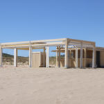 La guingueta instal·lada a la platja protegida de Pals està autoritzada per la Generalitat La nova guingueta de la platja de Pals que s'està col·locant després de modificar les dunes sense tenir-ne el permís del Parc Natural del Montgrí, les Illes Medes i el Baix Ter on està ubicada Data de publicació: diumenge 10 de juliol del 2022, 08:30 Localització: Pals Autor: Ariadna Reche