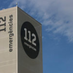 Sant Feliu de Guíxols és el municipi que més ha trucat al 112 aquest 2022 Pla tancat del rètol de '112 Emergències' que coronen el centre de Reus. Imatge del 17 de febrer del 2020 de l'ACN