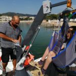 Nou espai destinat a persones amb alguna discapacitat per practicar activitats aquàtiques a Sant Feliu de Guíxols Funcionament de la instal·lació a Sant Feliu de Guíxols per facilitar a la gent amb alguna discapacitat poder fer activitats aquàtiques