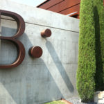 L'entrada del restaurant Bo.TiC a Corçà - Imatge de Gerard Escaich Folch