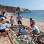 Un grup de voluntaris recull 183 kg de deixalles de les platges de Llafranc i Calella de Palafrugell privat:-voluntaris-recullen-183-kg-de-deixalles-de-les-platges-de-llafranc-i-calella-de-palafrugell