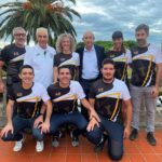 Un equip format per 8 treballadors de l’Ajuntament de Palafrugell participarà a la prova solidària Oncotrail Membres de l'equip de l'Ajuntament que participarà a l'Oncotrail, acompanyats de Joan Vigas, alcalde de Palafrugell, i Isidre Tenas, regidor d'Esports