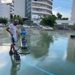 privat:-darrers-treballs-a-la-pista-exterior-de-l’escola