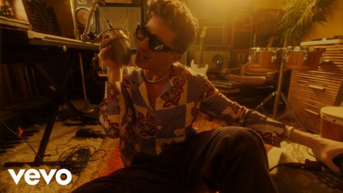 privat:-calvin-harris-publica-el-videoclip-de-la-seva-canco-‘obsessed’