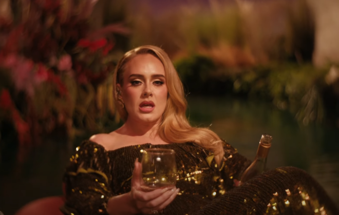 privat:-adele-estrena-finalment-el-videoclip-de-‘i-drink-wine’