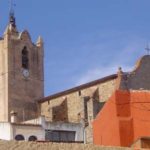 Calonge recull firmes per arreglar el campanar de Sant Martí