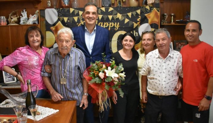privat:-felicitats!-en-josep-martinez-fa-cent-anys!