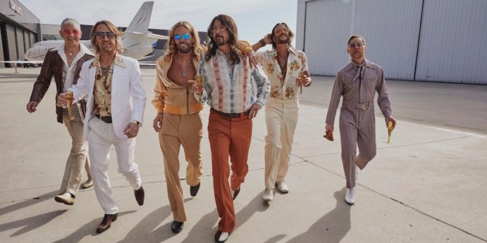 foo-fighters-anuncien-el-seu-retorn-despres-de-la-mort-de-taylor-hawkins