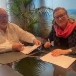 L’Ajuntament de Calonge i Sant Antoni signa un conveni amb la Fundació Jordi Comas Matamala Conveni Calonge.vertical. IMG_3103