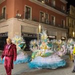 Els reis i reines Carnestoltes del Baix Empordà es preparen per celebrar el Carnaval 2025 Rua de Carnaval de Sant Feliu de Guíxols. Maria Alsina