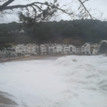 📸Galeria: Arriba el temporal de mar al Baix Empordà