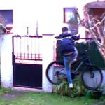 Atrapen un lladre que va robar 2 bicicletes del pati d’una casa de Platja d’Aro gràcies a les càmeres de seguretat Robatori bicicletes Platja d'Aro