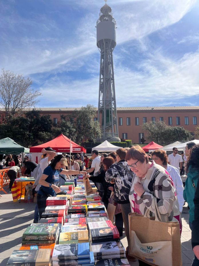 privat:-palafrugell-celebra-sant-jordi-amb-la-20a-edicio-de-la-lectura-continuada-de-l’obra-de-josep-pla