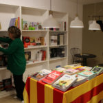 Calonge s’omple pels actes entorn de Sant Jordi en aquesta segona edició des que es van convertir en poble de llibres