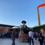 Unes 400 persones gaudeixen de l’art amb l’obertura de la fàbrica de creació Brava! Brava! La Bisbal d'Empordà