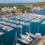 El port esportiu Marina Palamós estrena un nou pantalà d’espera