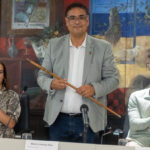 Maurici Jiménez: “Malauradament no tenim novetats amb el problema amb la Llei de Costes” Maurici Jiménez amb la vara d'alcalde Data de publicació: dissabte 17 de juny del 2023, 14:44 Localització: Platja d'Aro Autor: Redacció