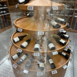 Uns lladres roben nou ampolles de vi valorades en més d’111.300 euros a una botiga de Palafrugell roben 9 ampolles de vi