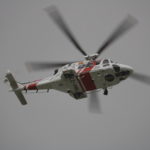 Troben mort el submarinista desaparegut a Castell-Platja d’Aro que no havia tornat a la superfície L'helicòpter de Salvament Marítim pentinant la costa de Palamós, el 22 de gener del 2020 (horitzontal) Data de publicació: dimecres 22 de gener del 2020, 10:42 Autor: Marina López