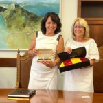 privat:-anna-erra-sola,-presidenta-del-parlament-de-catalunya,-convidada-d’honor-en-l’estrena-de-la-xviii-fira-d’indians