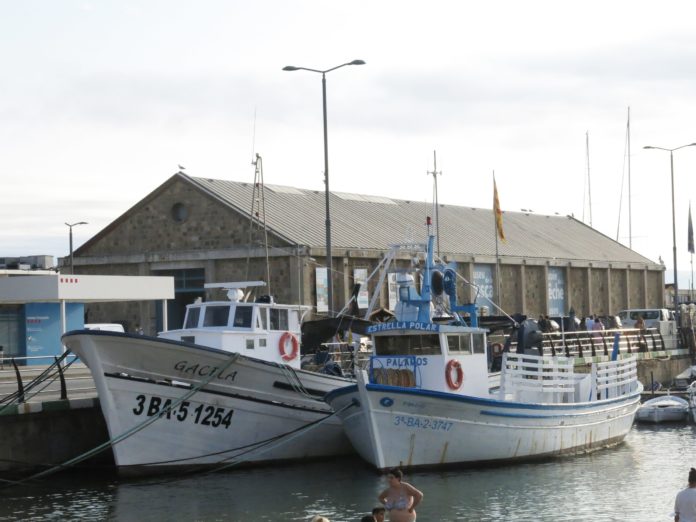 03_Barques_al_port_de_Palamós_i_Museu_de_la_Pesca