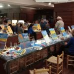 Una vintena de persones participen en la primera jornada de ‘l’Art&Vi del Museu de la Pesca Des-connecta Museu de la Pesca