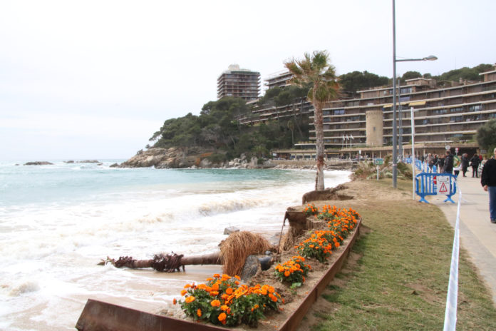 La platja engolida pel mar a Torre Valentina Data de publicació: diumenge 31 de març del 2024, 13:40 Localització: Calonge i Sant Antoni Autor: Ariadna Reche