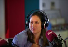 Ràdio Capital emet aquest dissabte un programa especial pel quart aniversari de Calonge, Poble de Llibres Maria Alsina a l'Estudi de Ràdio Capital