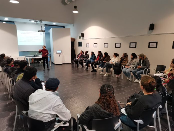 Taller Palamós immigració Catalunya coneixement