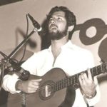 Mor als 69 anys Enric Castelló, cantautor i professor de literatura palamosí Enric Castelló Palamós