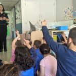 privat:-la-policia-local-de-palamos-imparteix-formacions-a-les-escoles-per-a-una-mobilitat-segura