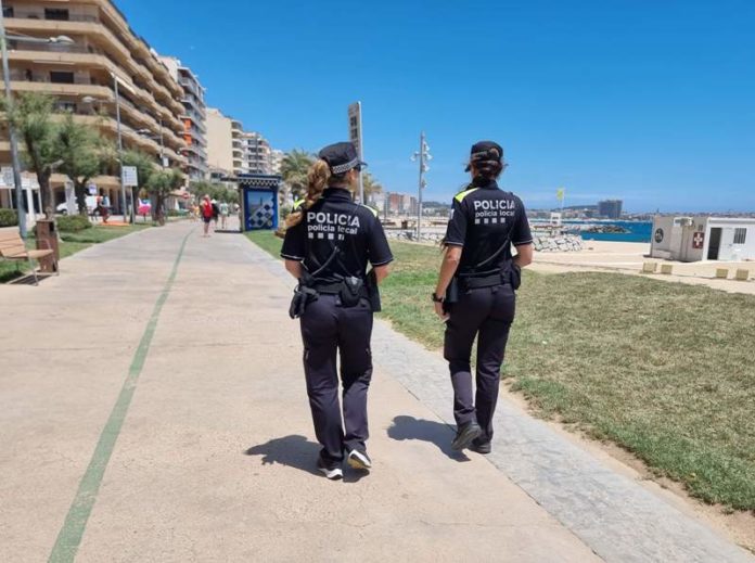 privat:-la-policia-local-de-calonge-i-sant-antoni-es-reforca-amb-sis-agents-per-als-proxims-mesos privat:-la-policia-local-de-calonge-i-sant-antoni-es-reforca-amb-sis-agents-per-als-proxims-mesos